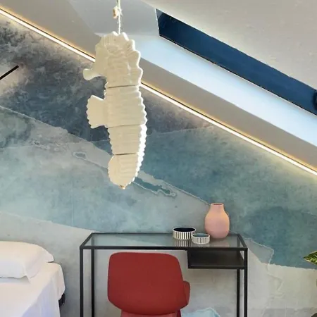 아파트 Joivy Elegant Top-floor In 라팔로