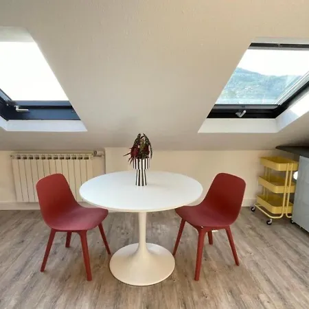 Joivy Elegant Top-floor In Ραπάλο