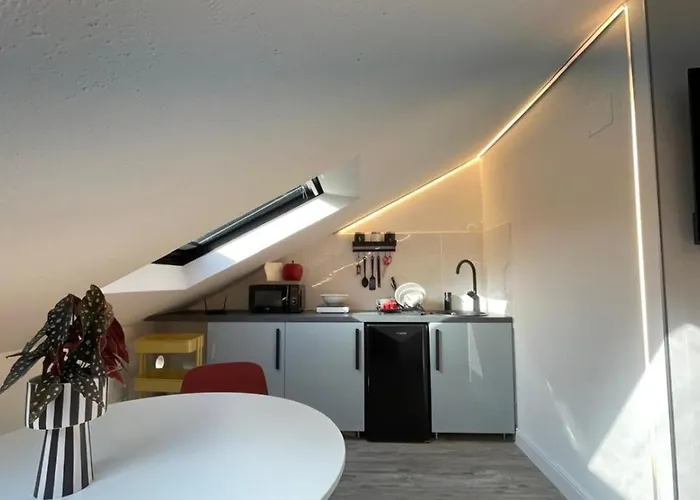 Joivy Elegant Top-floor In Ραπάλο